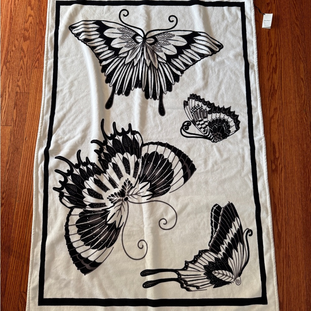Salvatore Ferragamo Black and White Blanket
